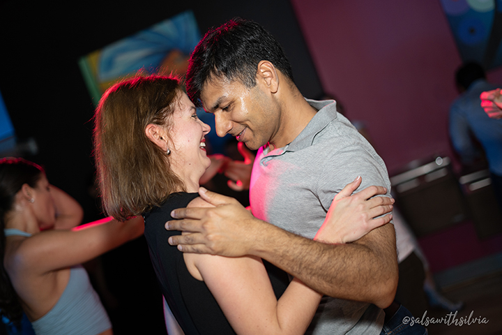 Group and private Salsa and Bachata lessons at the Salsa With Silvia dance studio in DC and Bethesda
