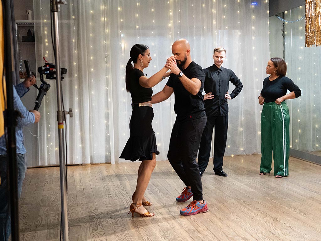 CNN visits Salsa with Silvia for New Year’s Eve! CNN visits Salsa with Silvia for New Year’s Eve!