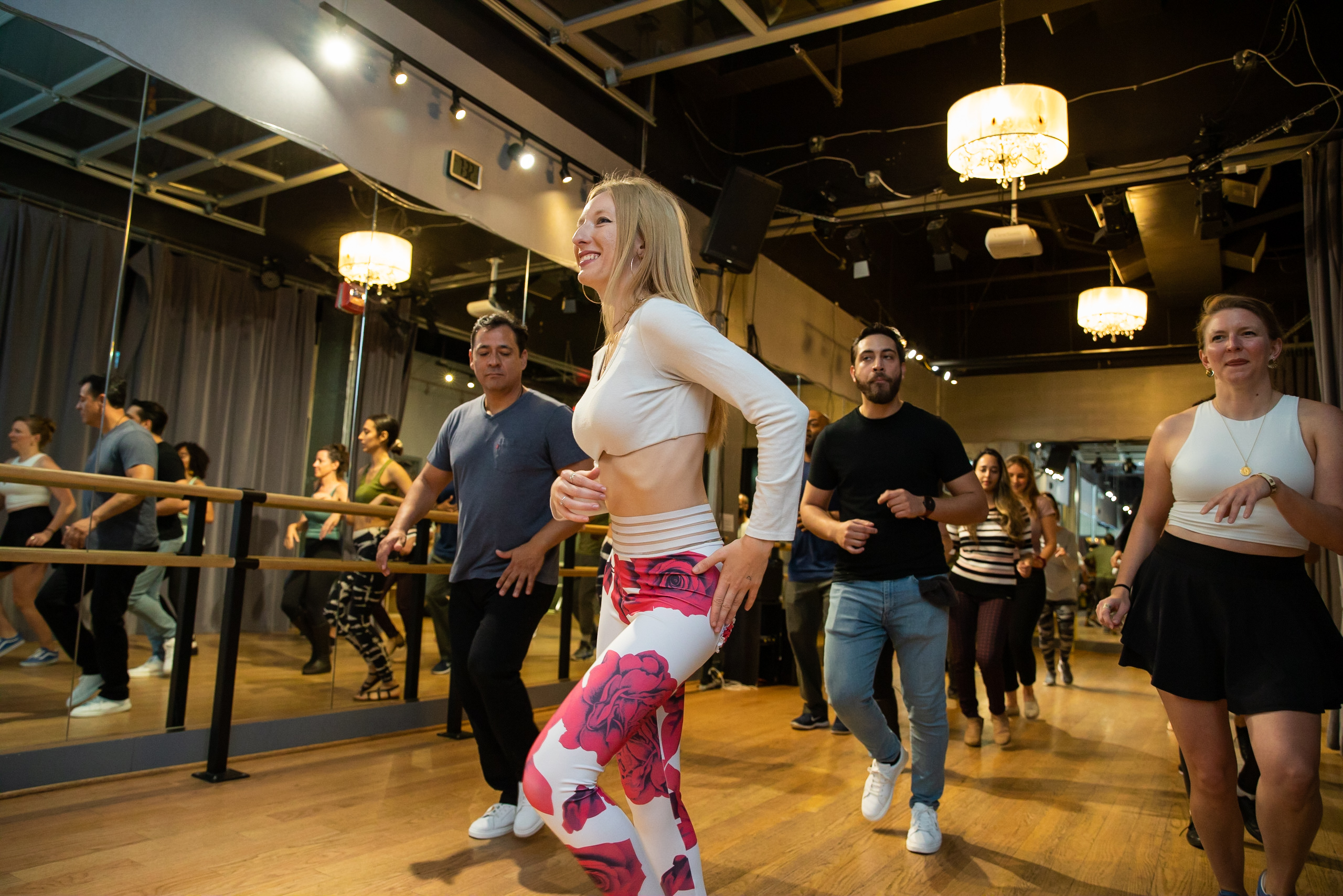 Bachata lessons with Cat Gloria at Salsa With Silvia DC and Bethesda for beginners, and intermediate levels